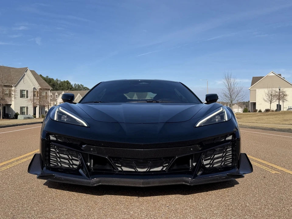 2025 Chevrolet Corvette C8 Z06 - Image 3 of 21