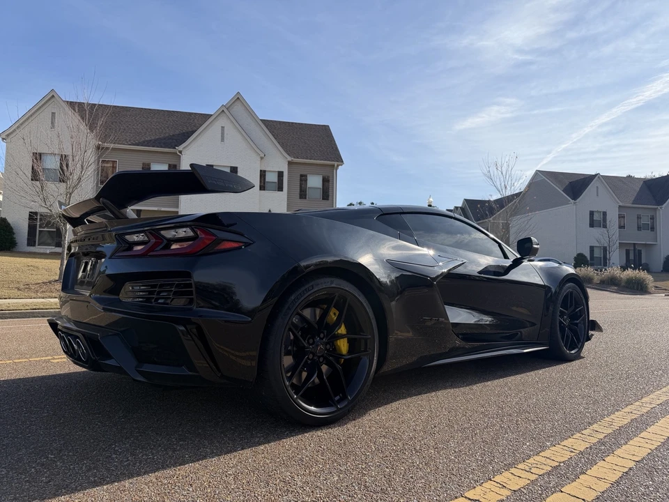 2025 Chevrolet Corvette C8 Z06 - Image 7 of 21