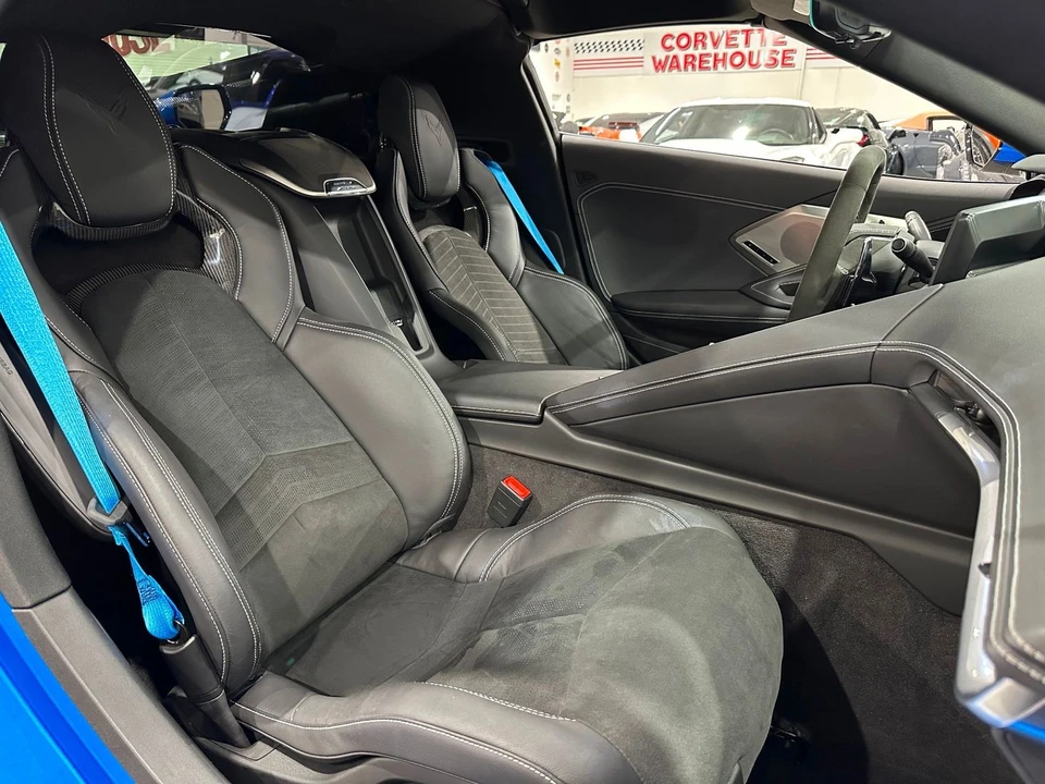 2025 Chevrolet Corvette C8 Z06 - Image 10 of 21