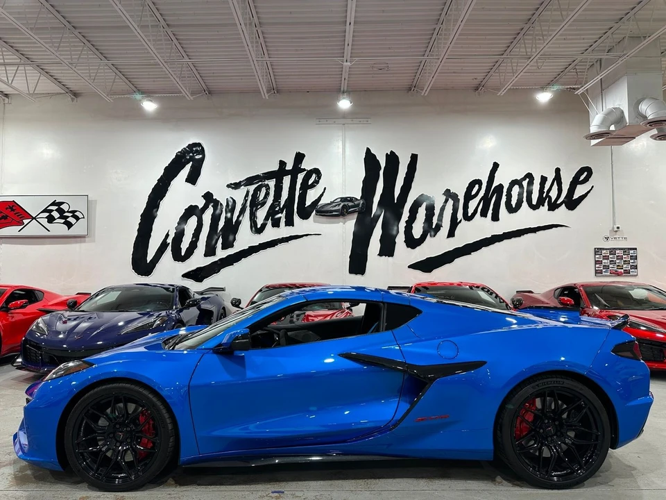 2025 Chevrolet Corvette C8 Z06 - Image 2 of 21