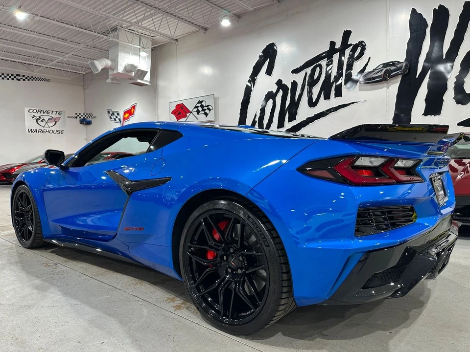 2025 Chevrolet Corvette C8 Z06 - Image 20 of 21