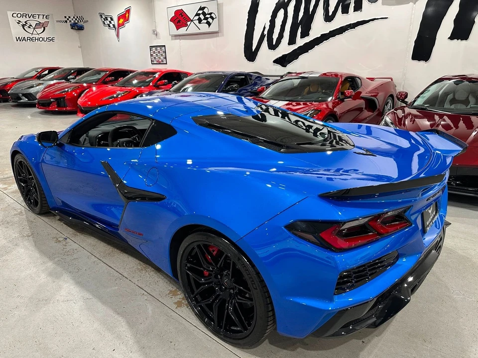 2025 Chevrolet Corvette C8 Z06 - Image 19 of 21