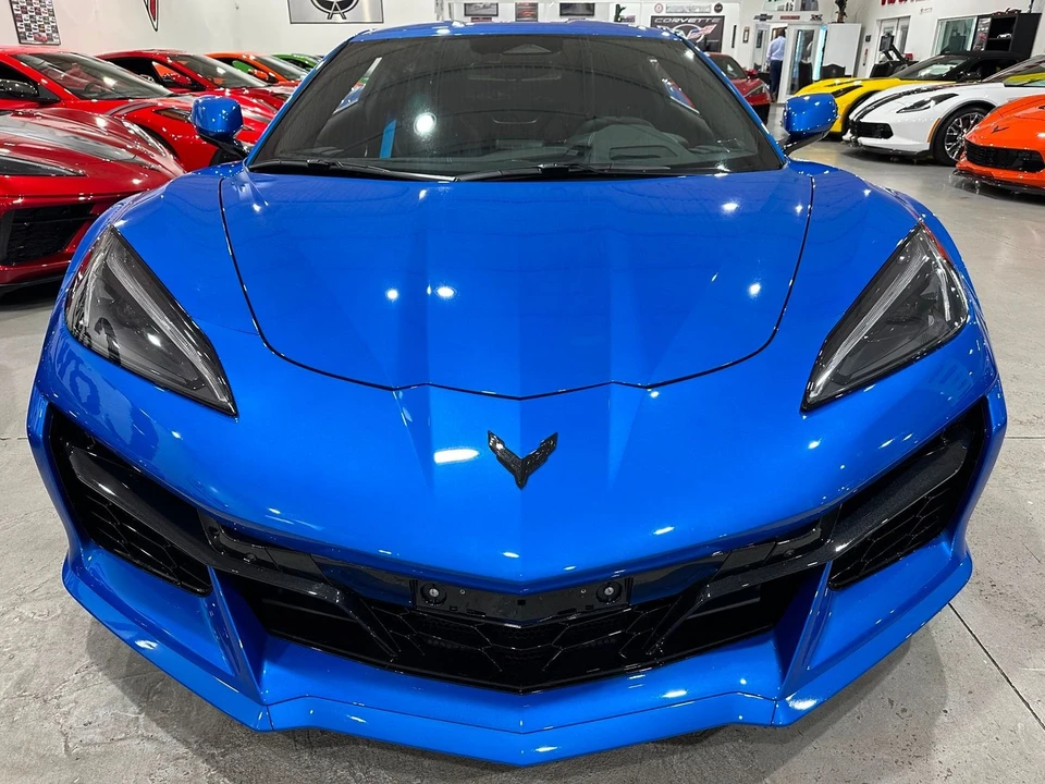 2025 Chevrolet Corvette C8 Z06 - Image 8 of 21