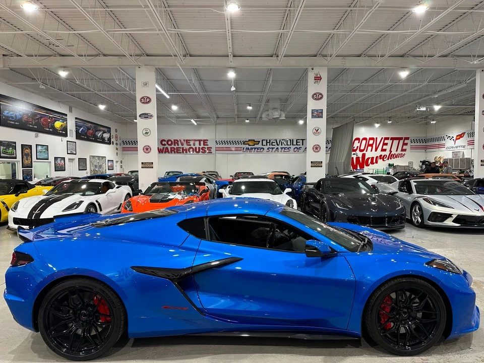 2025 Chevrolet Corvette C8 Z06 - Image 6 of 21