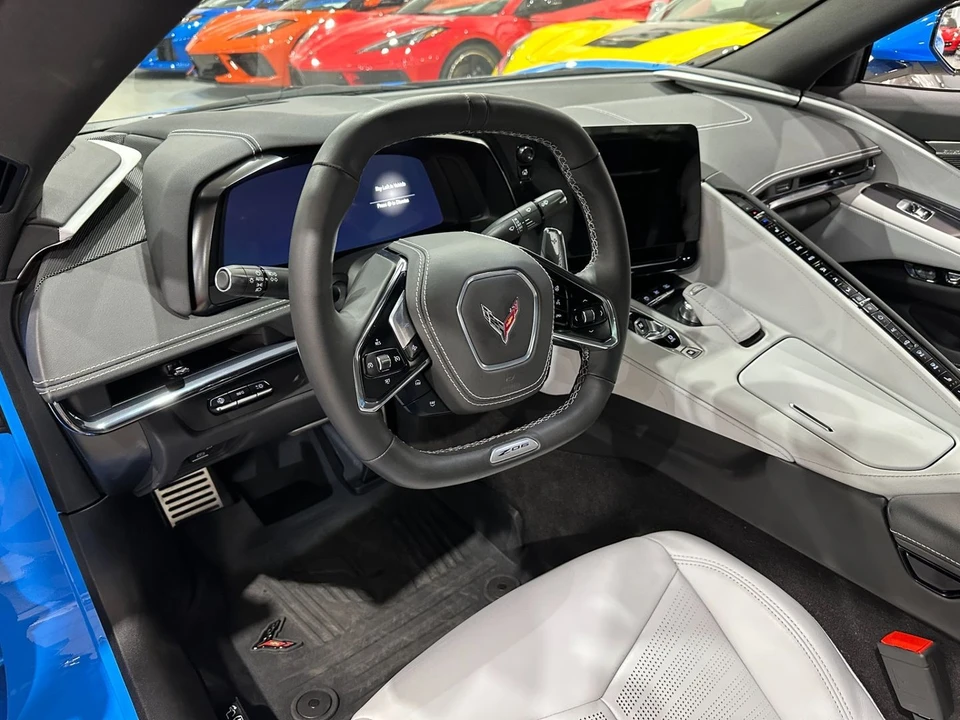 2025 Chevrolet Corvette C8 Z06 - Image 15 of 21