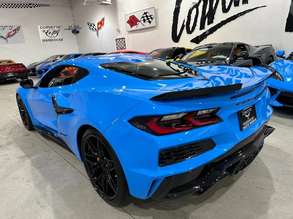 2025 Chevrolet Corvette C8 Z06 - Image 4 of 21