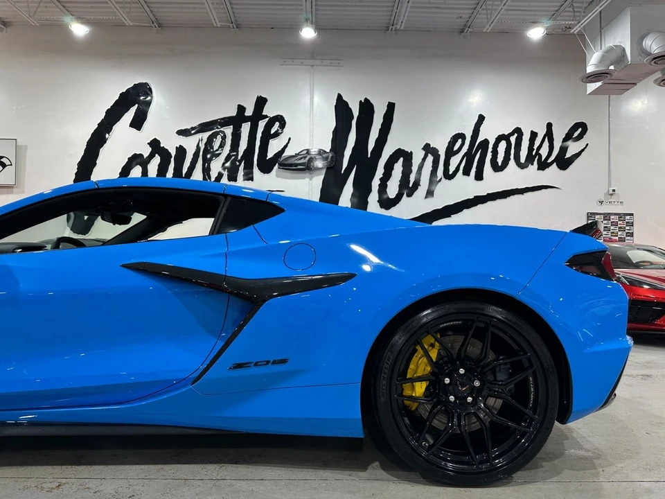 2025 Chevrolet Corvette C8 Z06 - Image 8 of 21