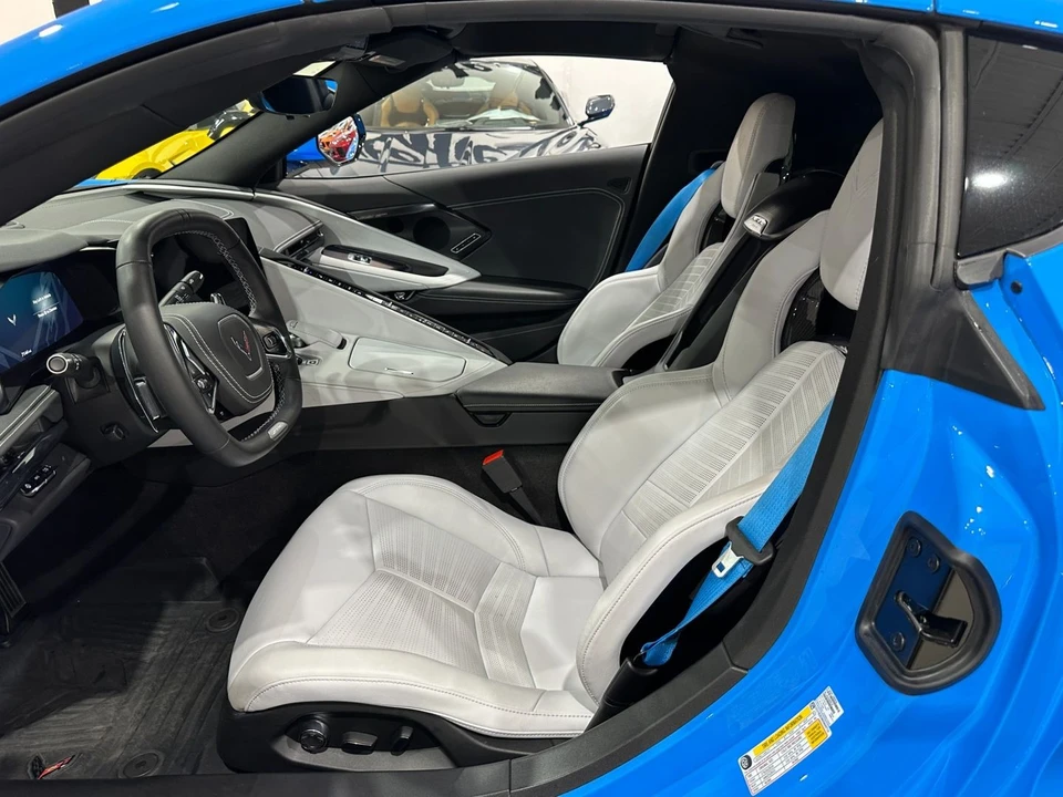 2025 Chevrolet Corvette C8 Z06 - Image 18 of 21