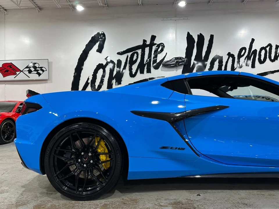 2025 Chevrolet Corvette C8 Z06 - Image 5 of 21