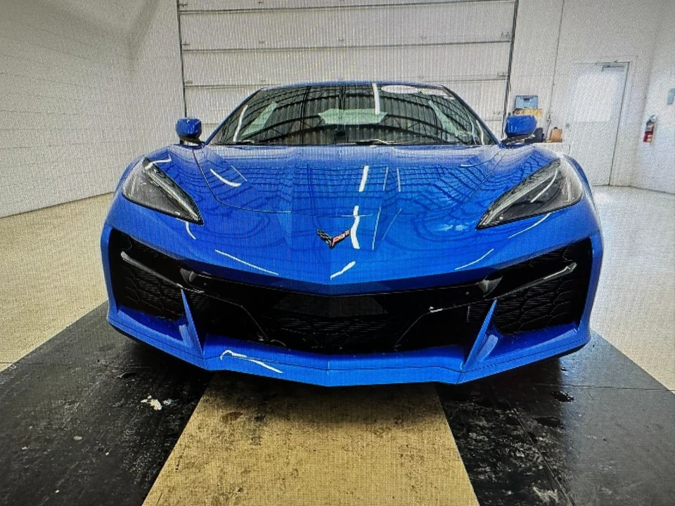 2025 Chevrolet Corvette C8 Z06 - Image 10 of 11