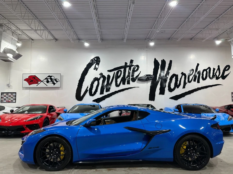 2025 Chevrolet Corvette C8 Z06 - Image 2 of 11