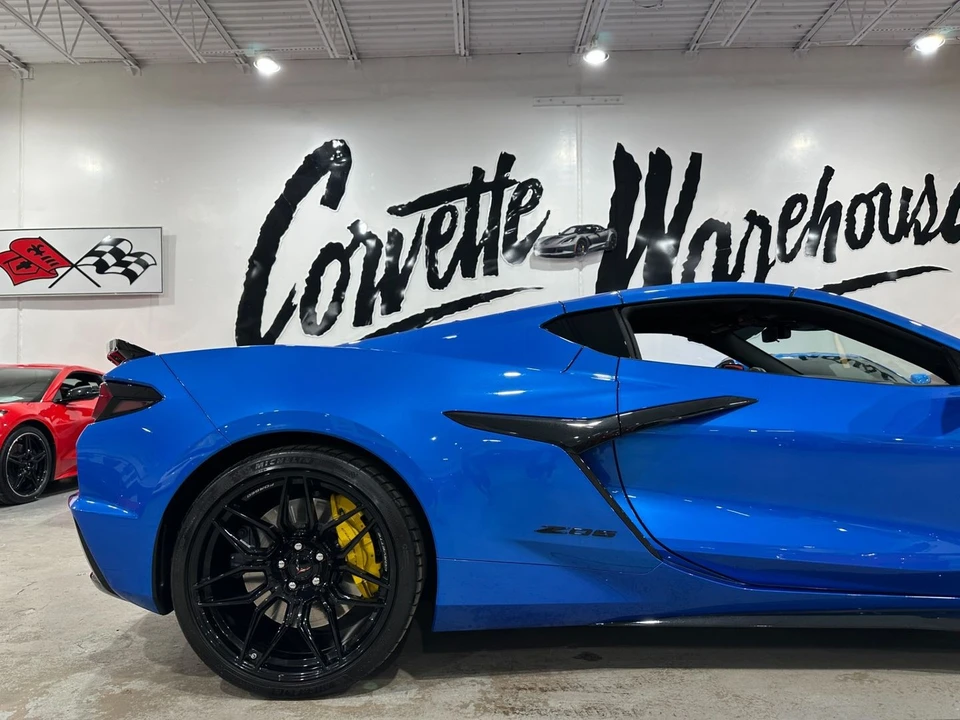 2025 Chevrolet Corvette C8 Z06 - Image 5 of 21