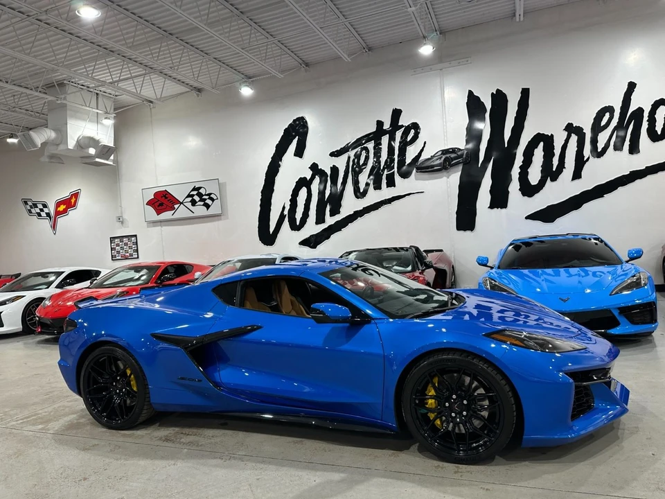 2025 Chevrolet Corvette C8 Z06 - Image 11 of 21