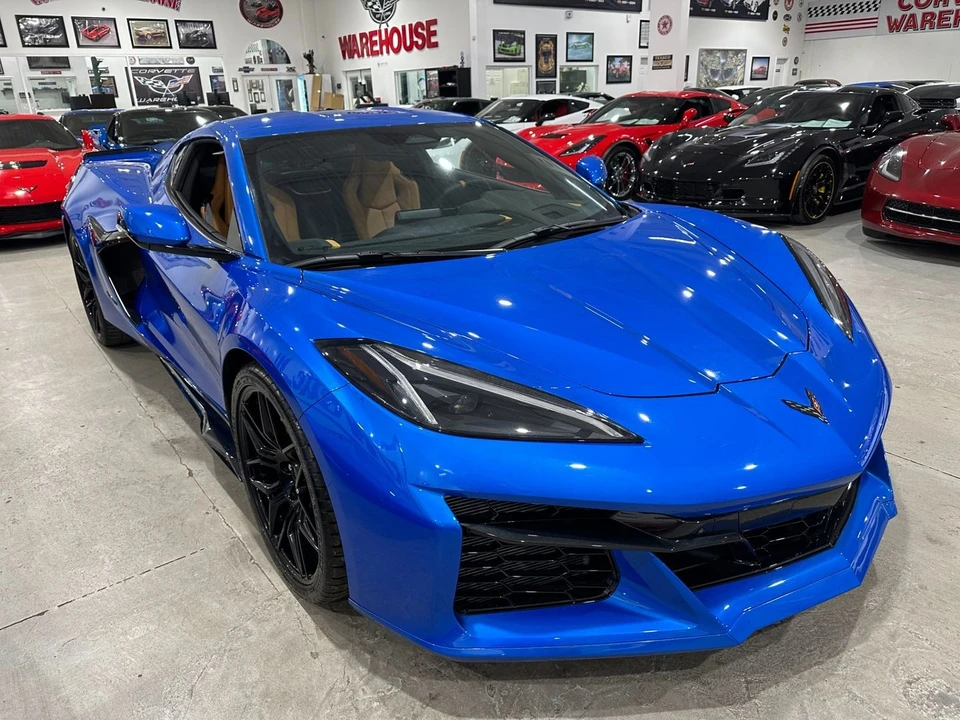2025 Chevrolet Corvette C8 Z06 - Image 5 of 11