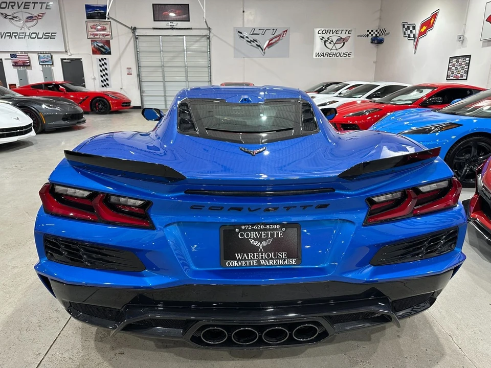 2025 Chevrolet Corvette C8 Z06 - Image 9 of 11