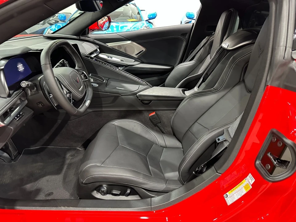 2025 Chevrolet Corvette C8 Z06 - Image 13 of 21