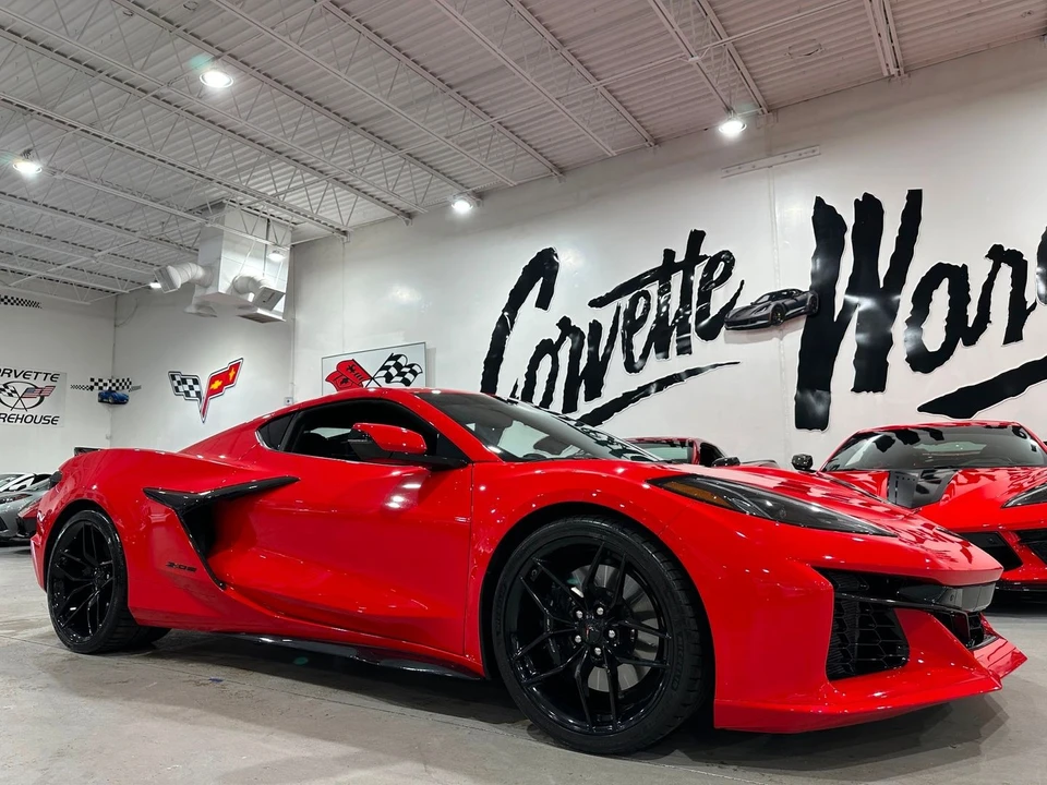 2025 Chevrolet Corvette C8 Z06 - Image 5 of 21
