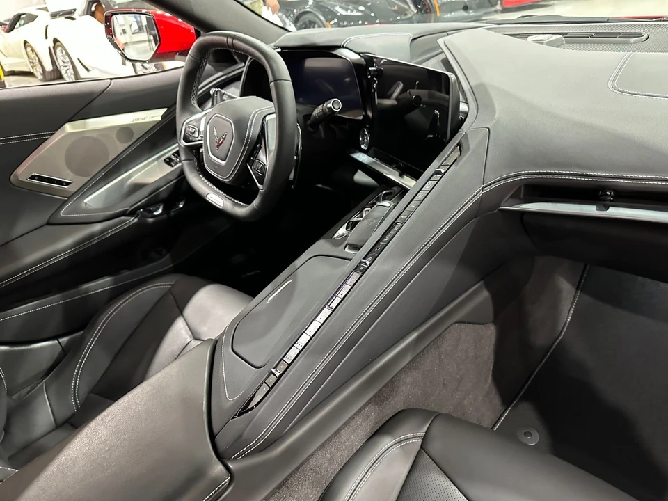 2025 Chevrolet Corvette C8 Z06 - Image 15 of 21