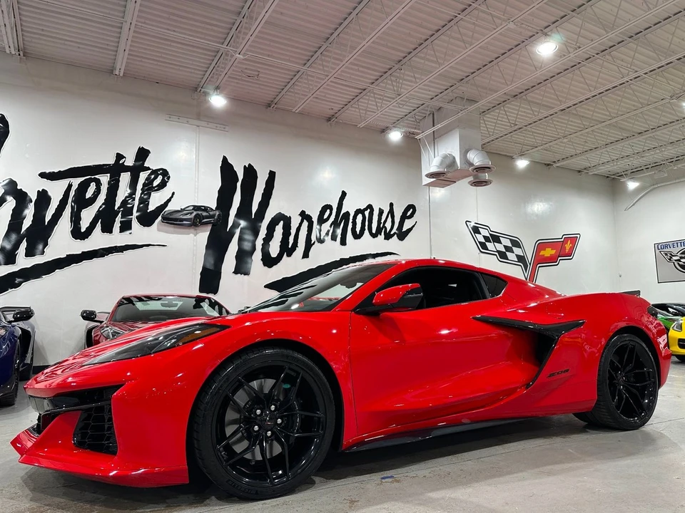 2025 Chevrolet Corvette C8 Z06 - Image 20 of 21