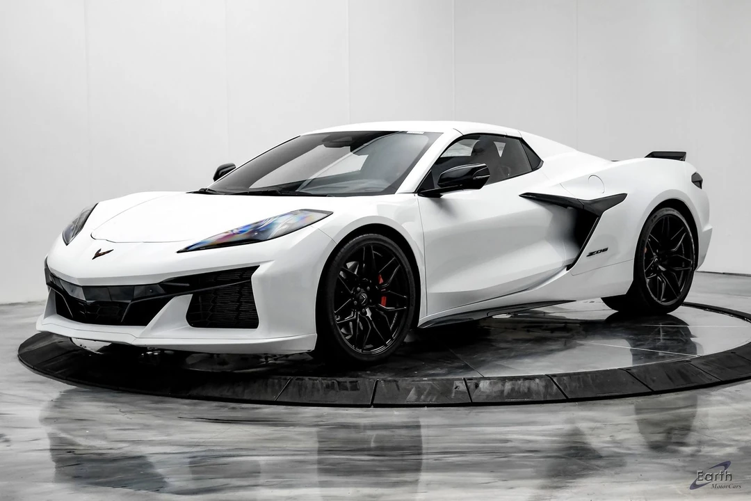 2025 Chevrolet Corvette C8 Z06 - Image 3 of 12