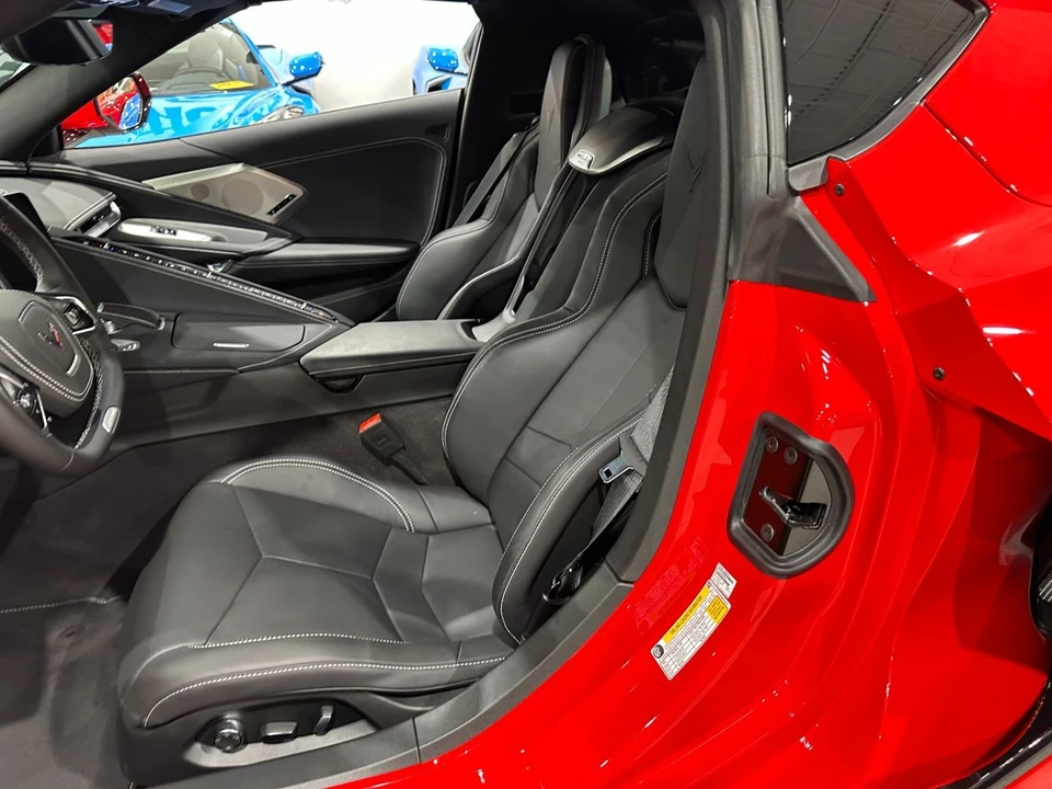 2025 Chevrolet Corvette C8 Z06 - Image 13 of 21
