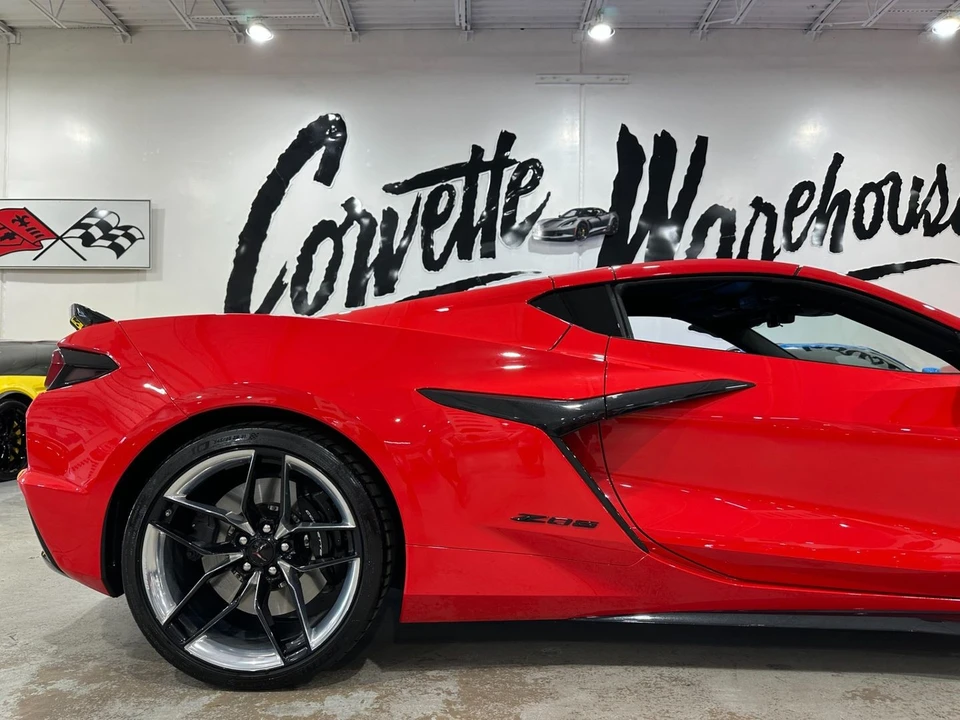 2025 Chevrolet Corvette C8 Z06 - Image 5 of 21