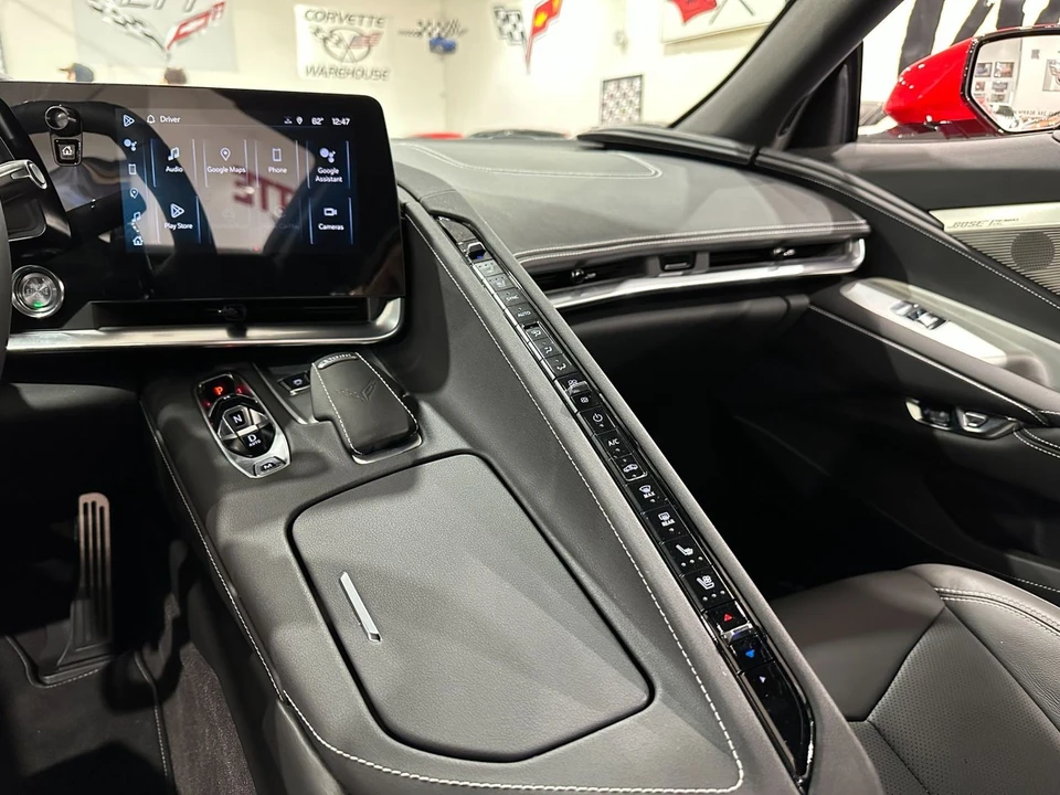 2025 Chevrolet Corvette C8 Z06 - Image 17 of 21
