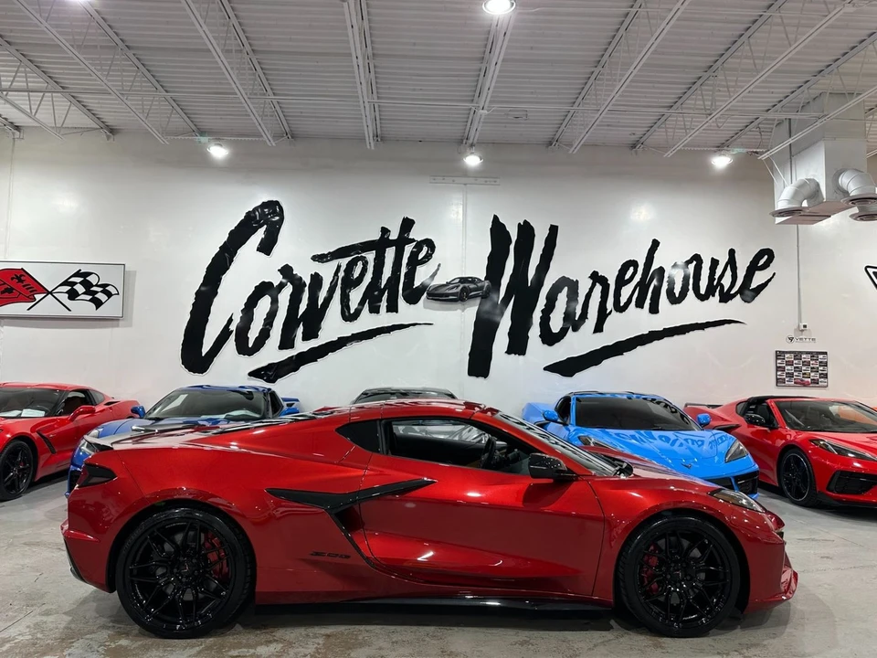 2025 Chevrolet Corvette C8 Z06 - Image 8 of 21