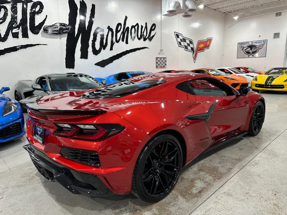 2025 Chevrolet Corvette C8 Z06 - Image 7 of 21