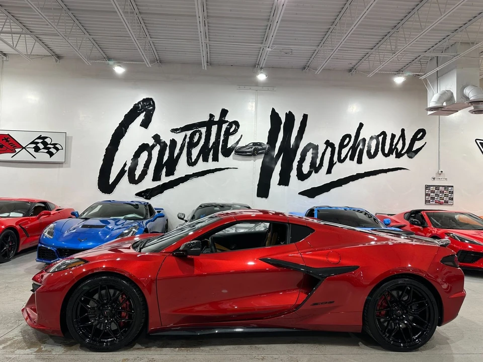 2025 Chevrolet Corvette C8 Z06 - Image 2 of 21