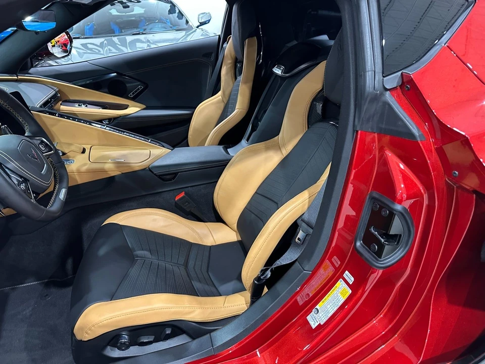 2025 Chevrolet Corvette C8 Z06 - Image 16 of 21