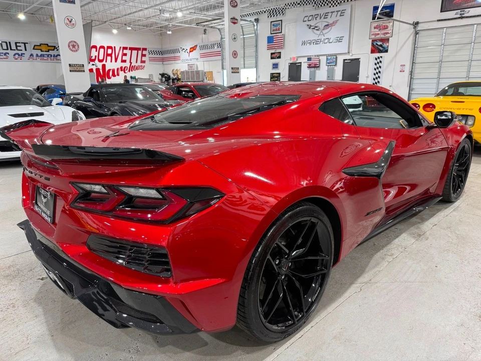 2025 Chevrolet Corvette C8 Z06 - Image 7 of 21
