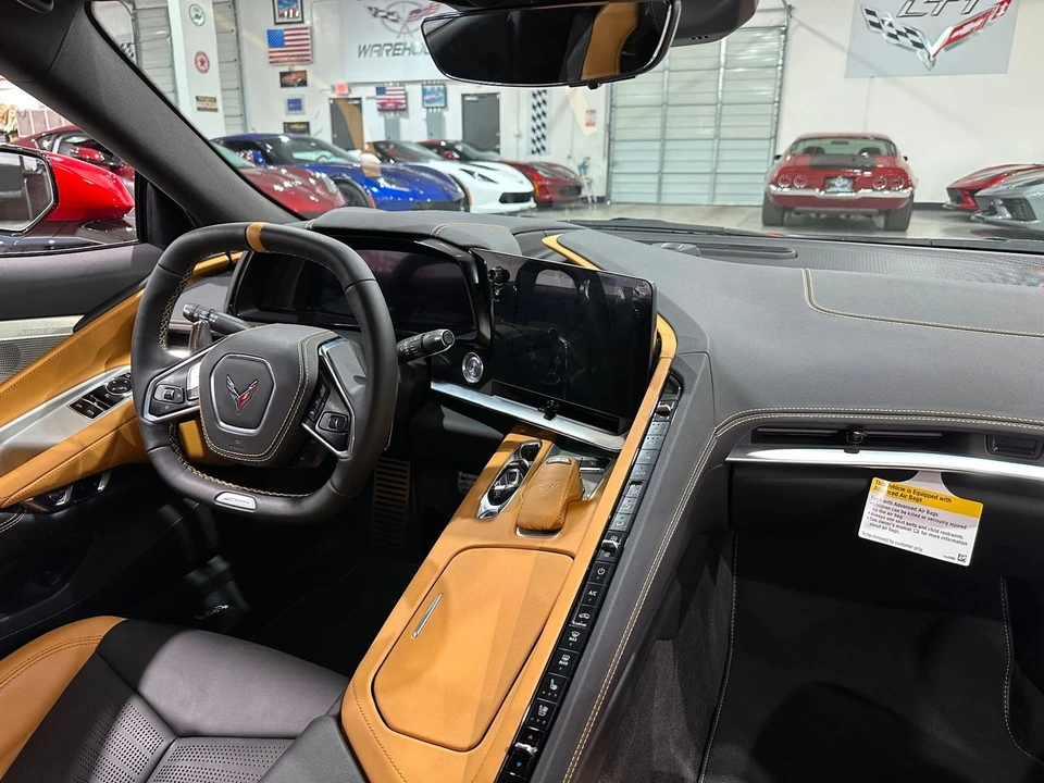 2025 Chevrolet Corvette C8 Z06 - Image 16 of 21
