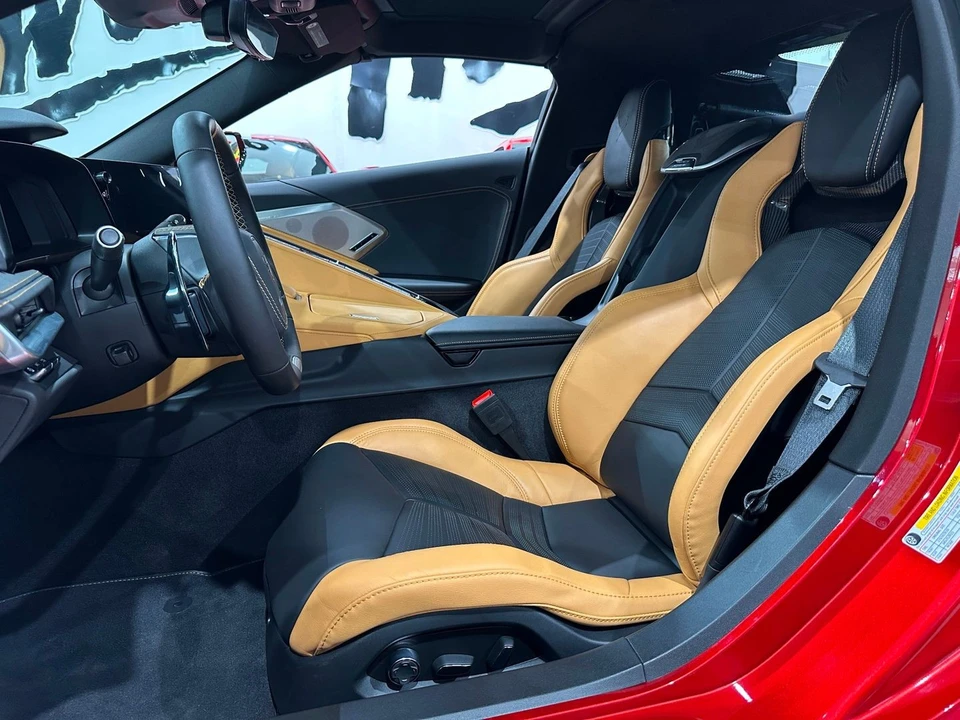 2025 Chevrolet Corvette C8 Z06 - Image 11 of 21