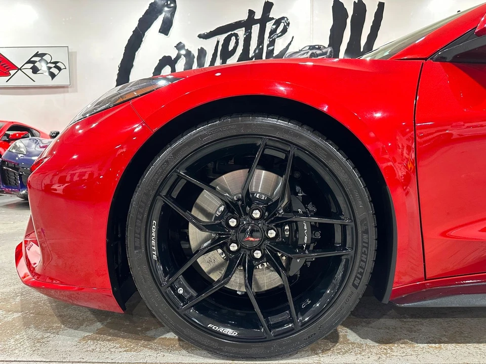 2025 Chevrolet Corvette C8 Z06 - Image 17 of 21