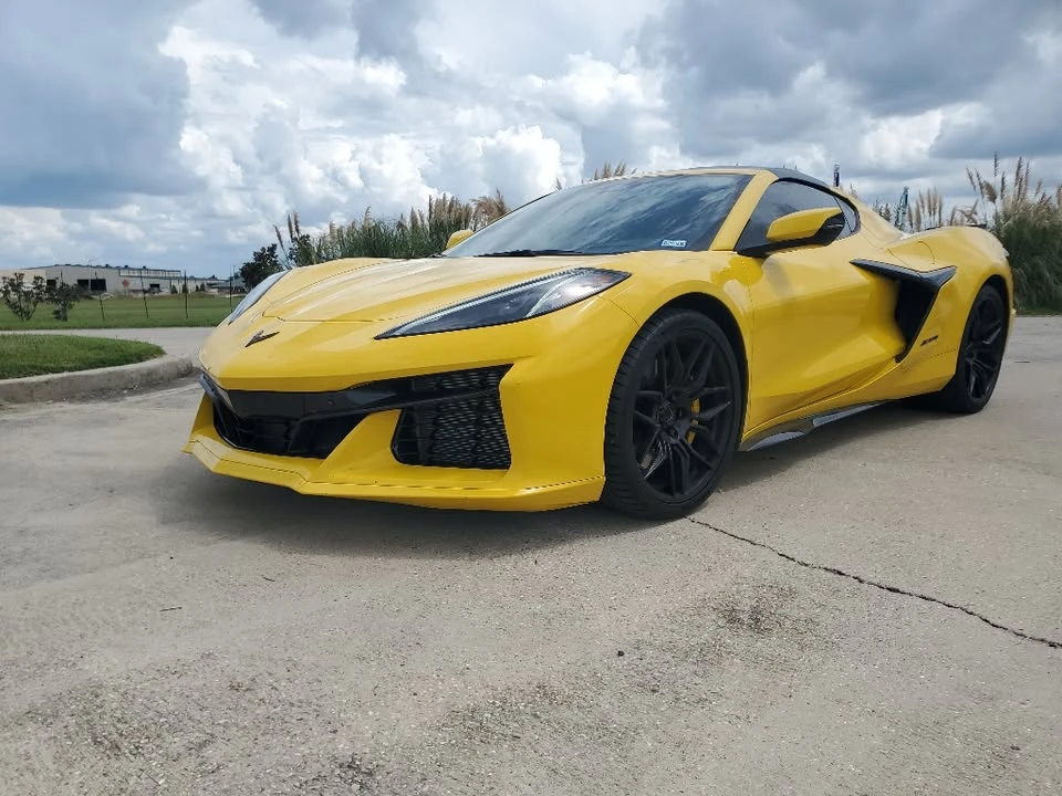 2025 Chevrolet Corvette C8 Z06 - Image 2 of 18