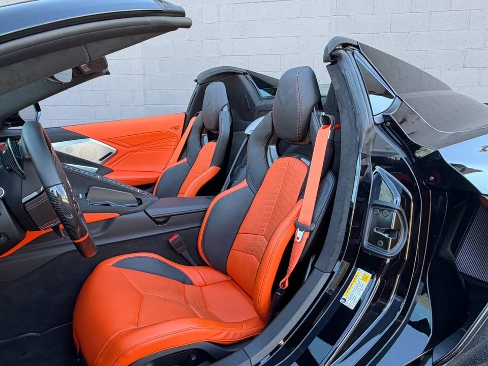 2025 Chevrolet Corvette C8 Z06 - Image 6 of 17