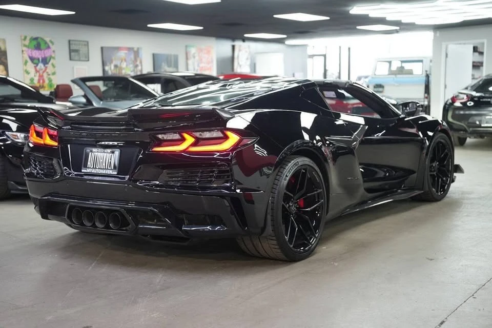 2025 Chevrolet Corvette C8 Z06 - Image 4 of 20