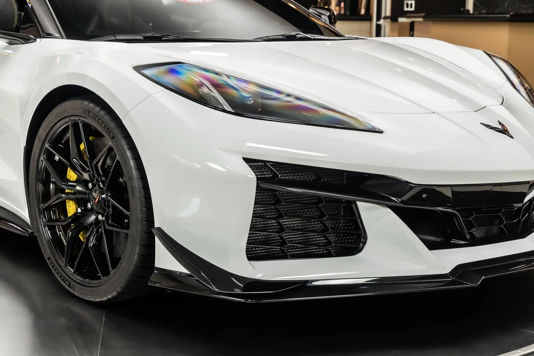 2025 Chevrolet Corvette C8 Z06 - Image 20 of 24