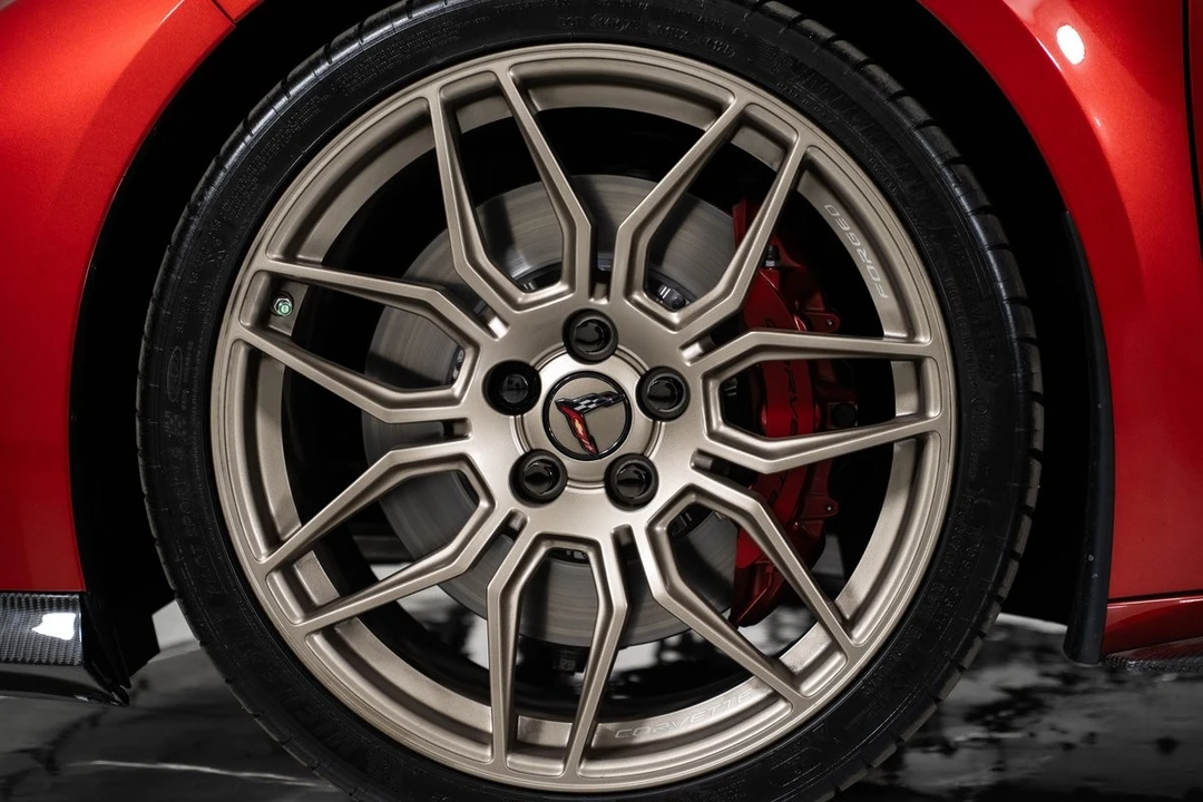 2025 Chevrolet Corvette C8 Z06 - Image 8 of 21