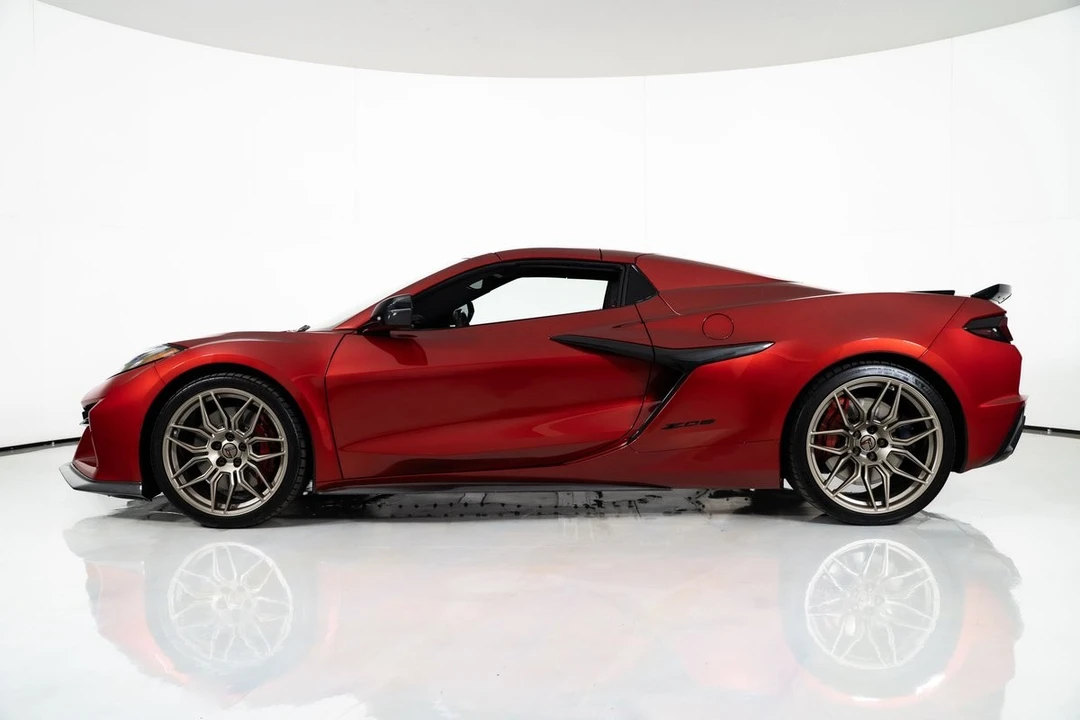 2025 Chevrolet Corvette C8 Z06 - Image 7 of 21