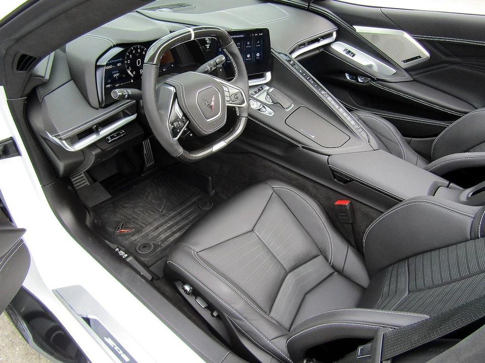 2025 Chevrolet Corvette C8 Z06 - Image 10 of 20