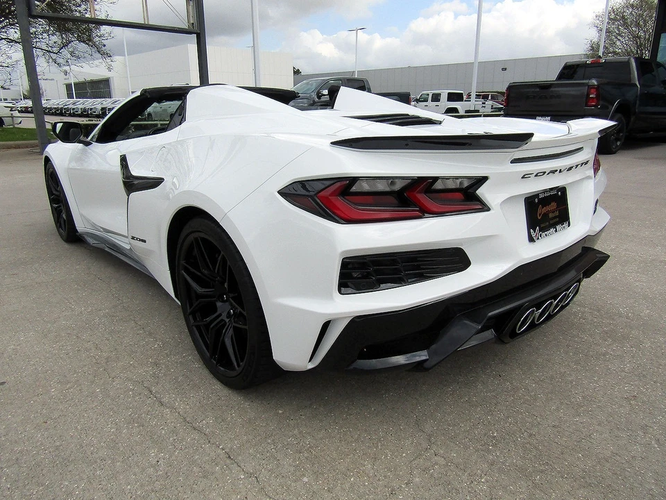 2025 Chevrolet Corvette C8 Z06 - Image 7 of 20
