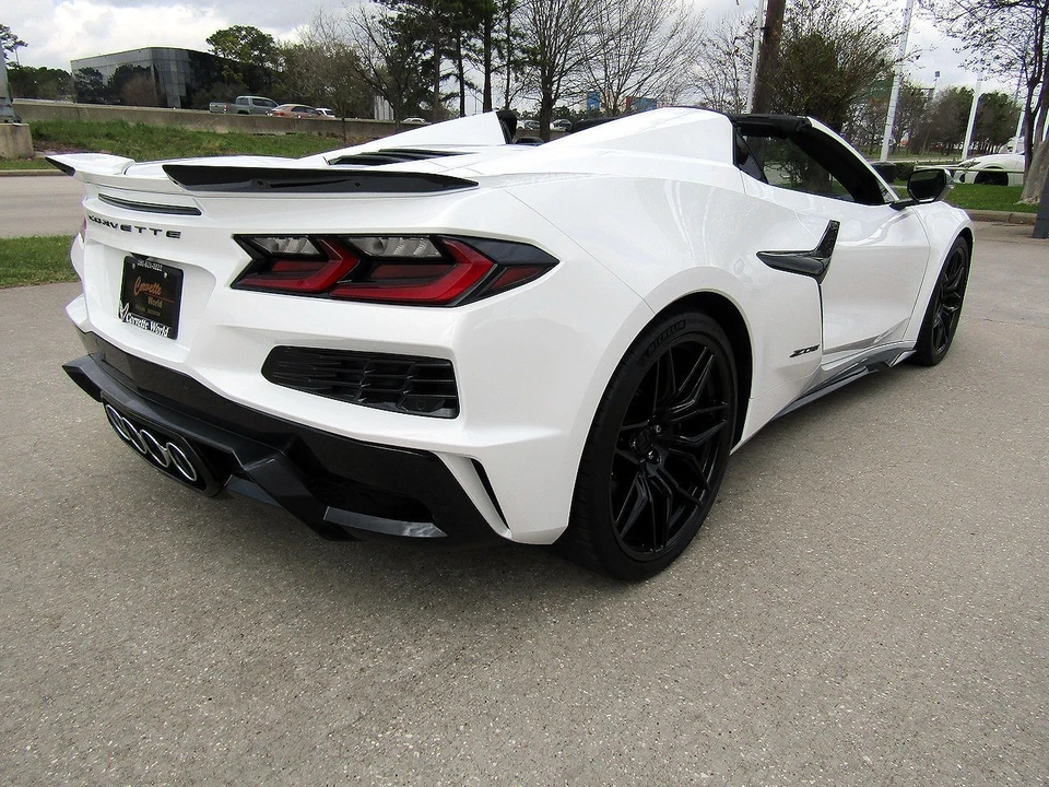 2025 Chevrolet Corvette C8 Z06 - Image 5 of 20
