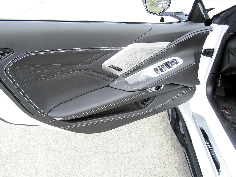 2025 Chevrolet Corvette C8 Z06 - Image 11 of 20