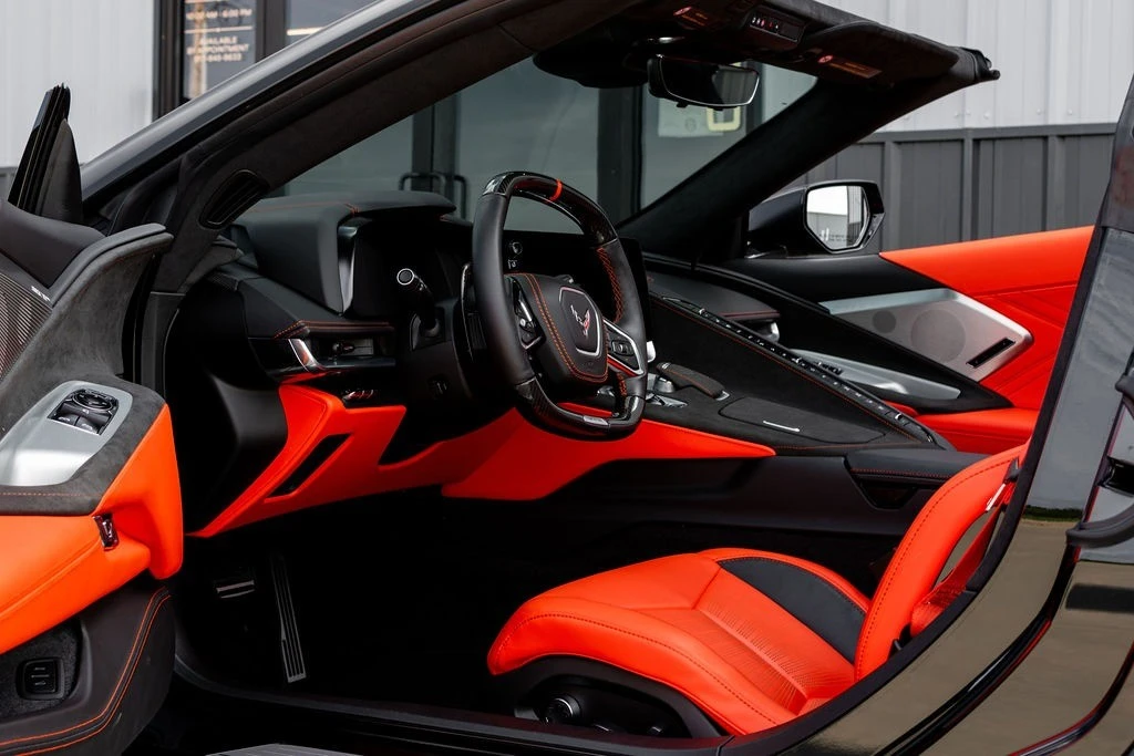 2025 Chevrolet Corvette C8 Z06 - Image 13 of 29