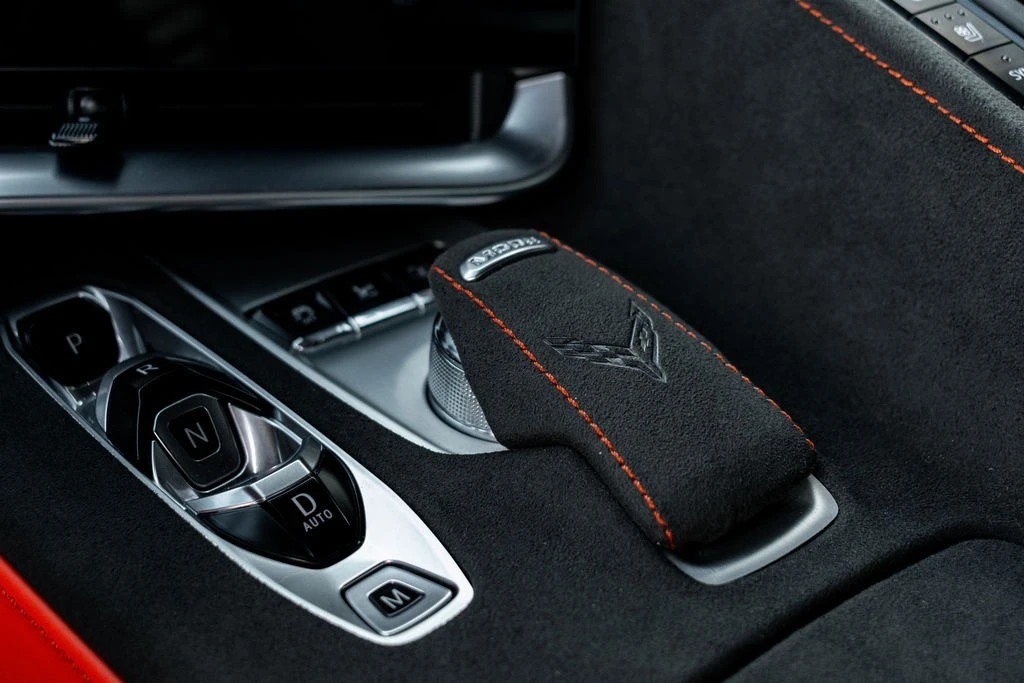 2025 Chevrolet Corvette C8 Z06 - Image 15 of 29
