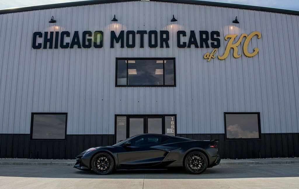 2025 Chevrolet Corvette C8 Z06 - Image 2 of 29
