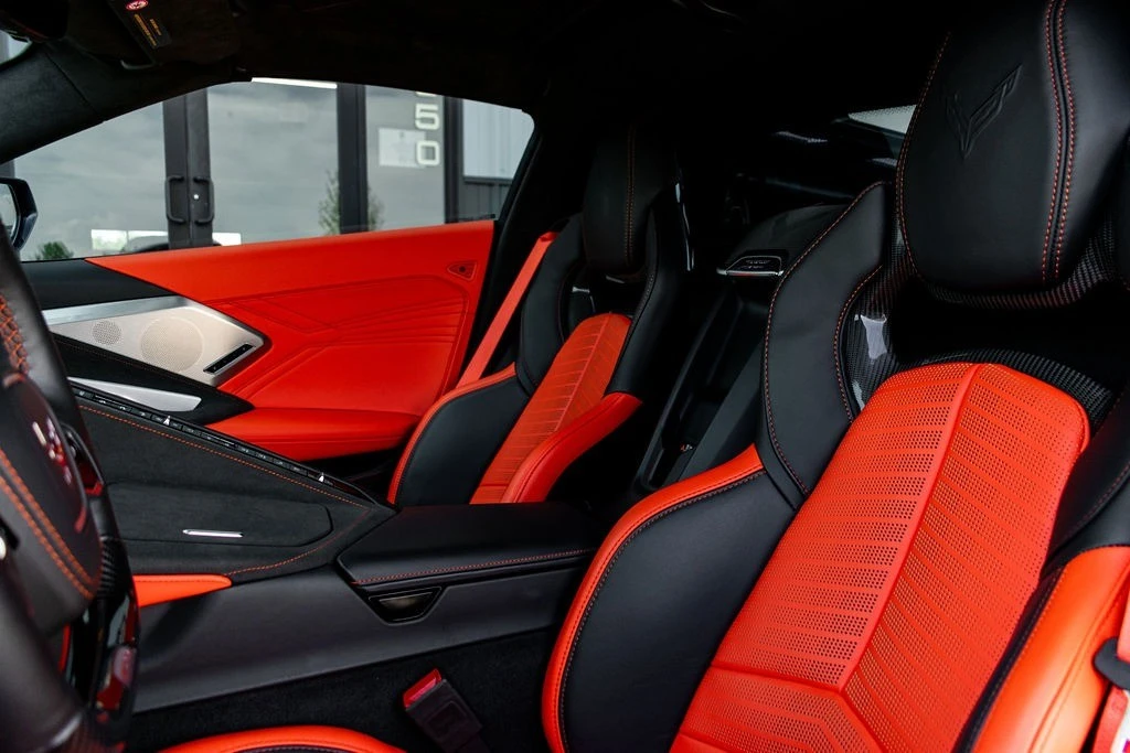 2025 Chevrolet Corvette C8 Z06 - Image 21 of 29