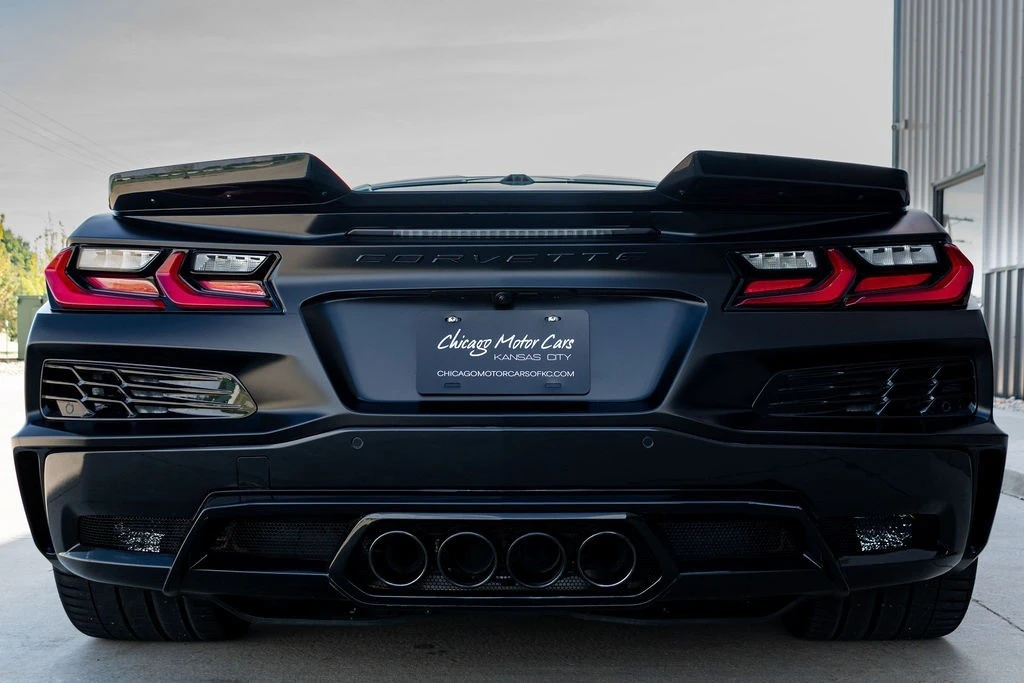2025 Chevrolet Corvette C8 Z06 - Image 4 of 29